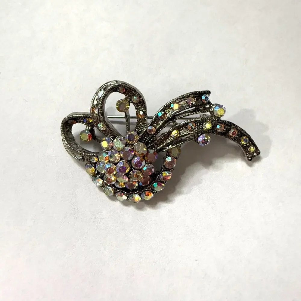 Vintage 1960s Aurora Borealis Rhinestone Silvertone Brooch Pin